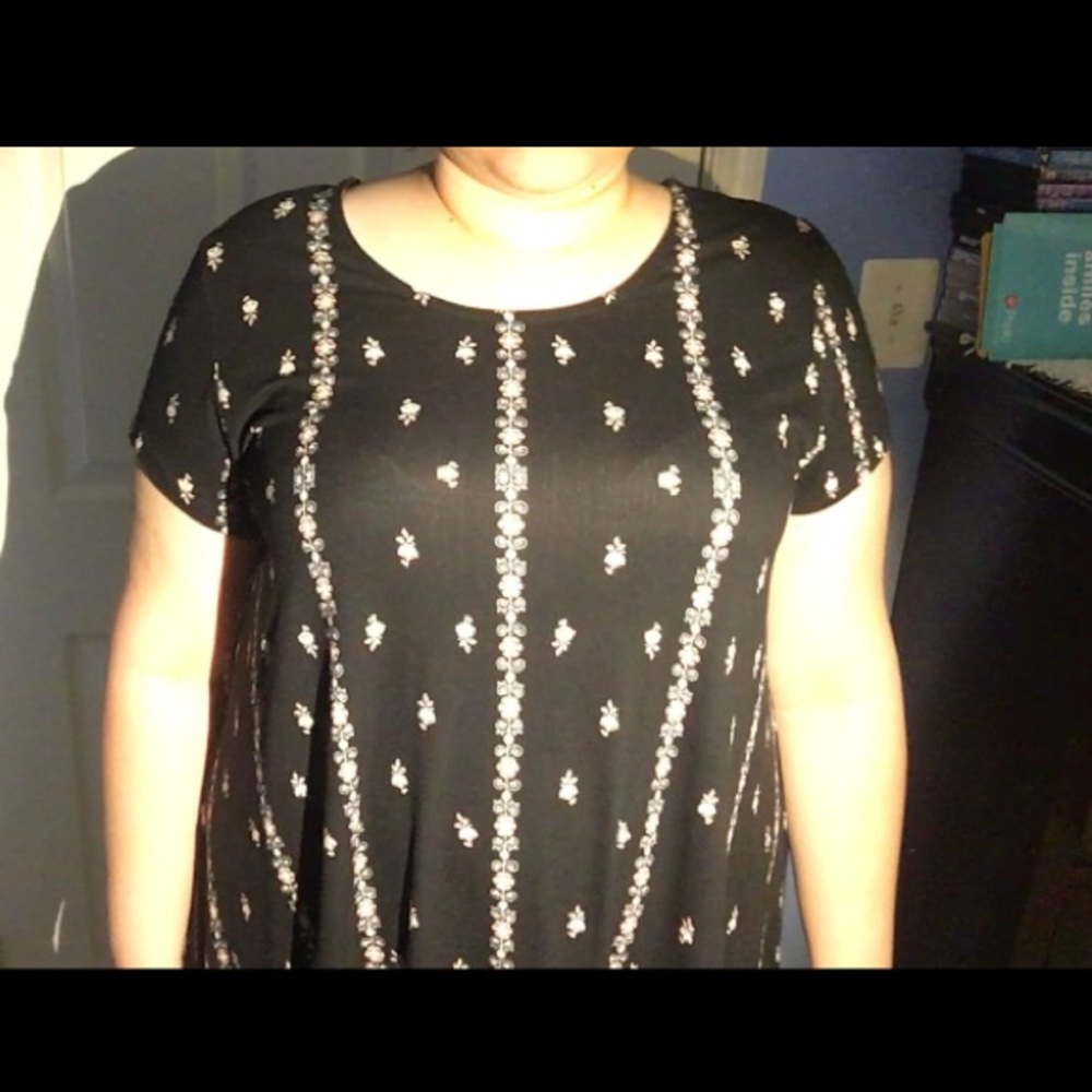 Short sleeved knee length floral dress